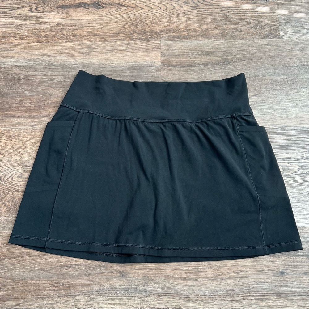Athleta Black Performance Skort w/ Pockets Size Large Activewear Workout Tennis